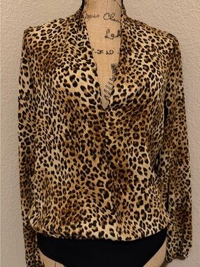 Arden B Leopard-Print V-Neck Long Sleeve Bodysuit - Tan & Black